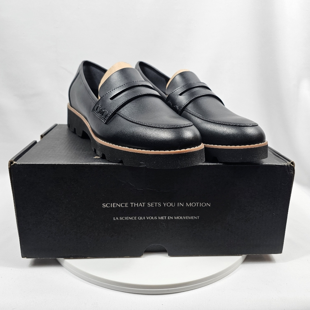 NIB Vionic Cheryl II Loafers Size 10 Black Leather Lug Sole Comfort Slip On - Picture 3 of 14